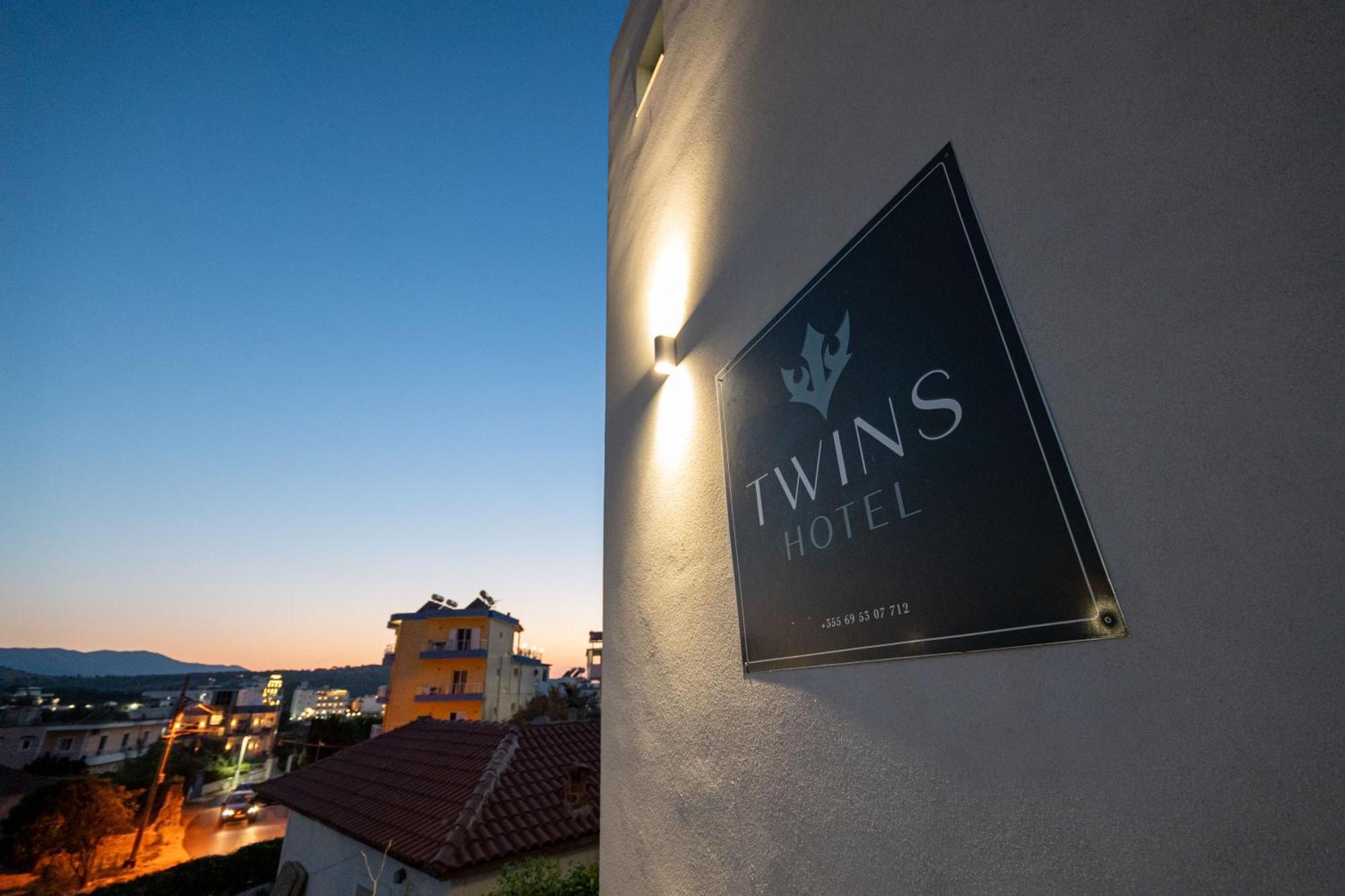 Twins Hotel クサミル エクステリア 写真